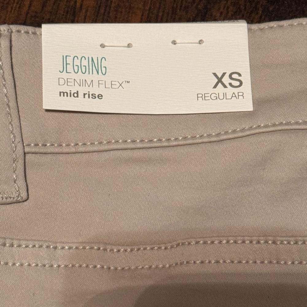 Maurices Women's Jegging Denim Flex Mid Rise XS Regular Khaki NWT Spring Summer - Picture 11 of 11